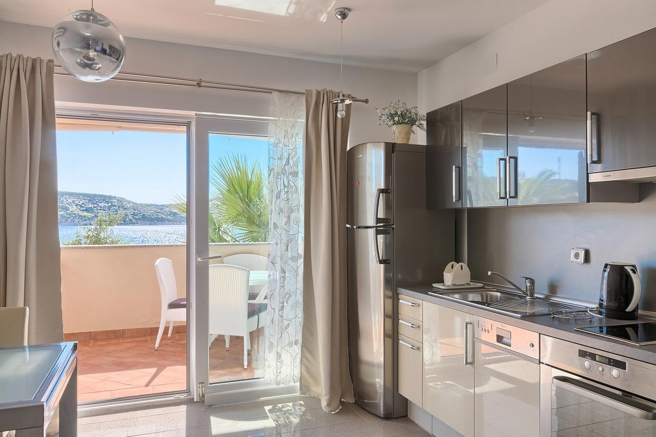 Apartmant Korina Stara Novalja Exteriör bild
